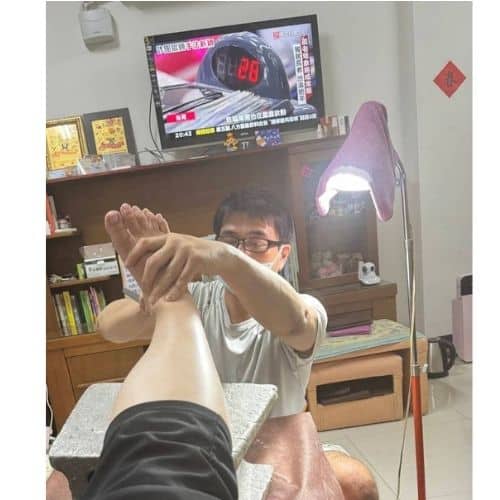 Current Pedicure & Callus Removal Services at Lin Massage & Pedicure Studio